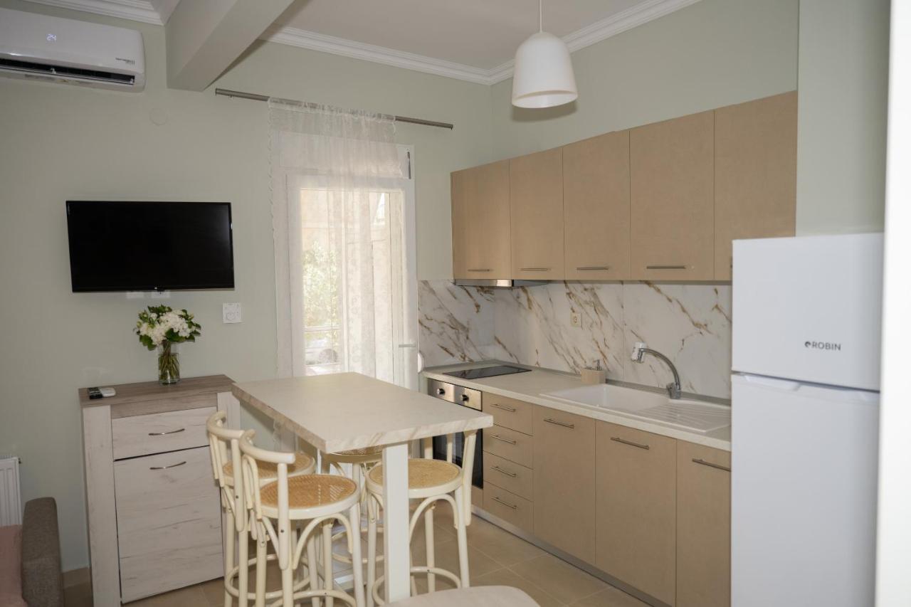 Zoe Seaview Apartment By Rentalspro - Nea Moudania Halkidiki Exterior foto